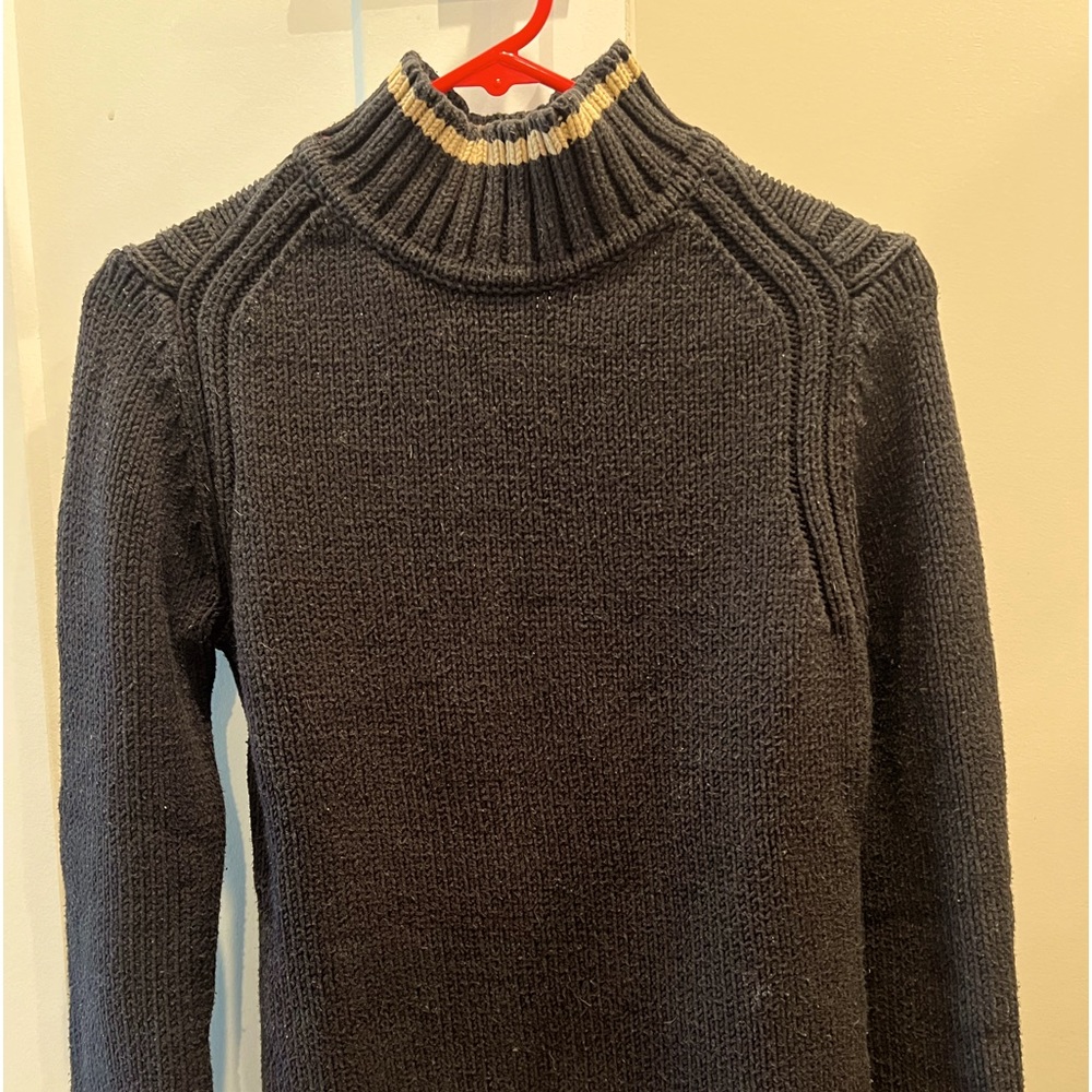 Tommy Hilfiger Black sweater, Size Medium